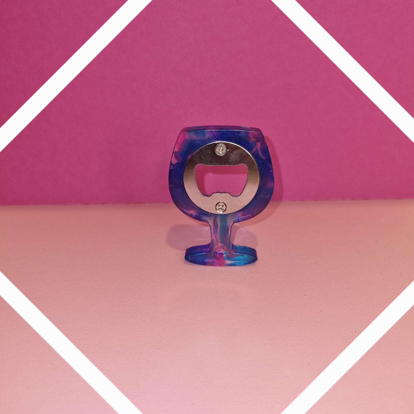 Décapsuleurs forme de verre