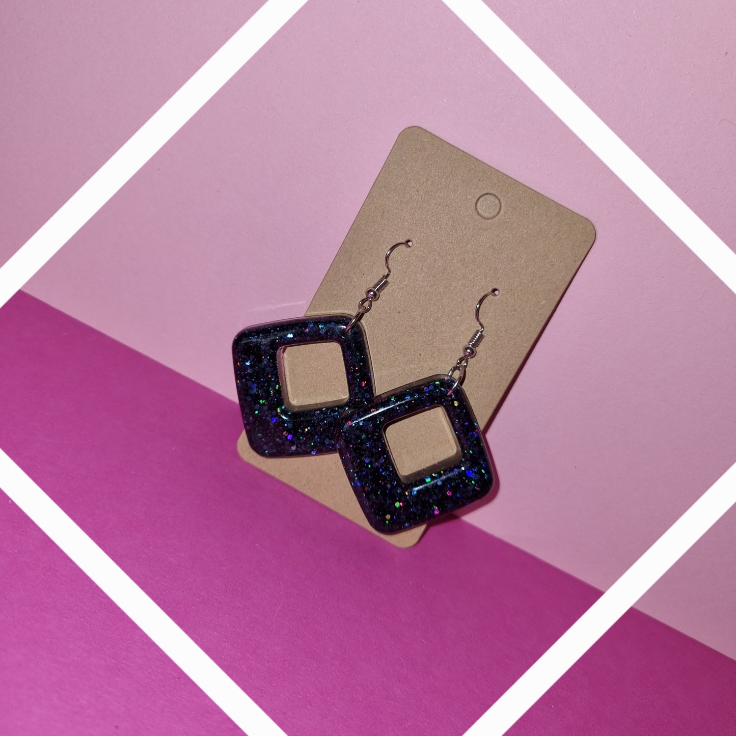 Boucle d’oreille Carré épais